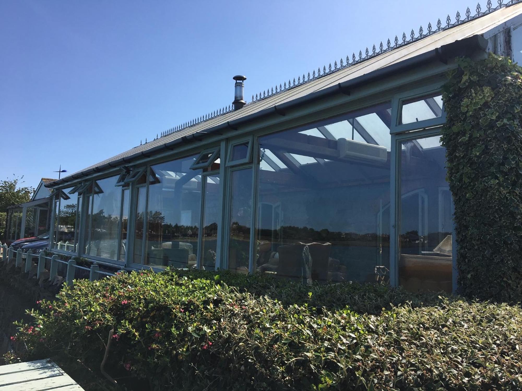 Wood Quay - A Truly Unique, Seafront Experience! Villa Carlingford Exterior photo